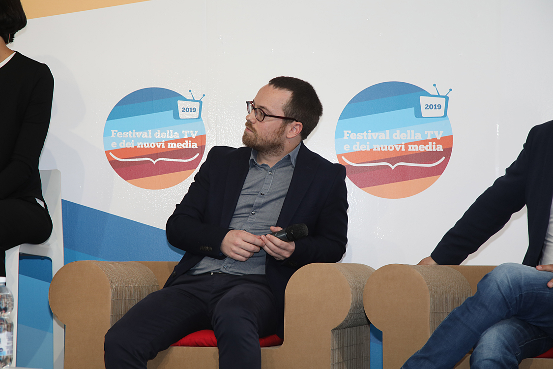 Festival della TV e dei Nuovi Media 2019_143.jpg - Road to Tokyo 2020: Eurosport e l’esperienza olimpica Cosa significa partecipare a una Olimpiade? E magari vincere una medaglia d’oro?  Alcuni tra i grandi atleti azzurri, tra cui la portabandiera di PyeongChang 2018 Arianna Fontana, raccontano le loro sfide, le loro emozioni e i loro successi a cinque cerchi.  E per Eurosport, broadcaster ufficiale delle prossime tre Olimpiadi, la sfida di portare nelle case degli italiani un’esperienza mai vista prima.